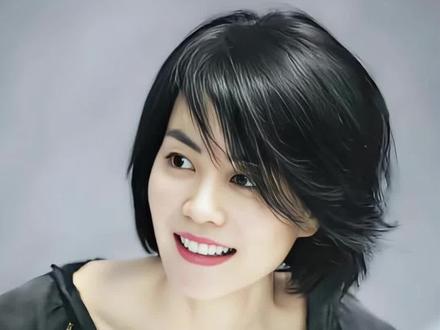 同妈不同命!窦靖童跨界风生水起,李嫣突破先天缺陷逆风成长 #王菲 #窦靖童 #李嫣