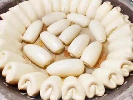 阜阳#枕头馍 ,一个大馍3斤重,有知道枕头馍的由来的吗?@抖音美食