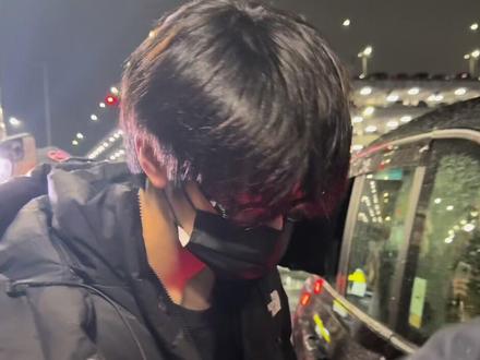 朱志鑫伦敦到达
男神来的
#朱志鑫