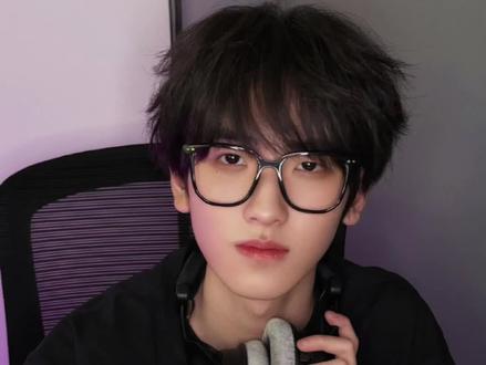 谁来救救我🤐🆘...#左奇函#四代#我们的少年时代2