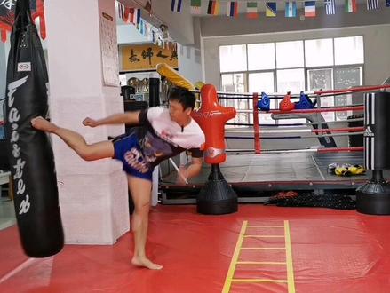 转身侧踹和转身后蹬区别
🤓#创作灵感 #格斗