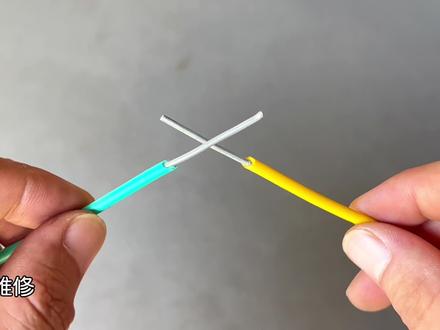 错误的接硬线方法,虚接打火很危险,教你正确方法牢固又安全