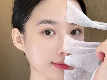 但凡早点知道这个国货,也不至于被黑头毛孔粗大粉刺困扰这么多年!#素颜#嫩肤精华水#buv素颜美肌#buv小毛孔cp#护肤