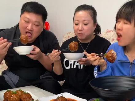 家庭版四喜丸子教程,感谢朋友们的支持。#美食