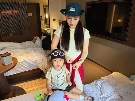 人与人之间的滤镜 不过是一双偏爱的眼睛#第一视角 #男友视角 #vlog日常 #拍照 #夫妻