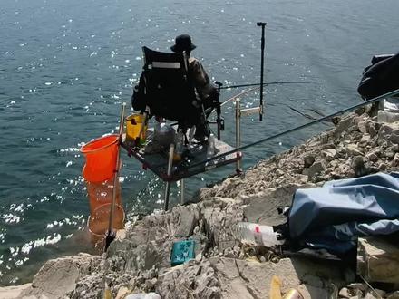 汉源湖试钓清波#汉源湖钓鱼 #豪猪 #黄鼠狼