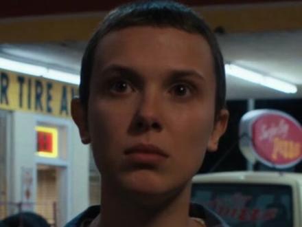 #怪奇物语 最终季隐藏彩蛋@李小璐 #2025影娱年终大赏 #影娱热点团