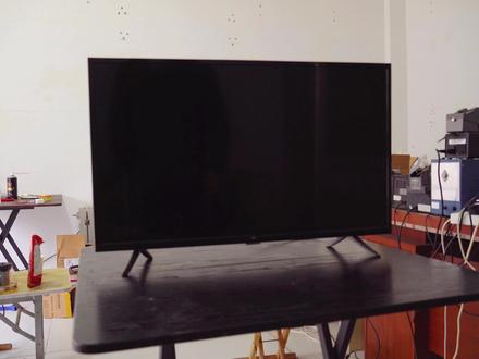 小米电视开机没有显示,用手电筒照射有显示,第一次修电视翻车啦 #维修 #拆机 #技术活 #电视维修 #小米电视