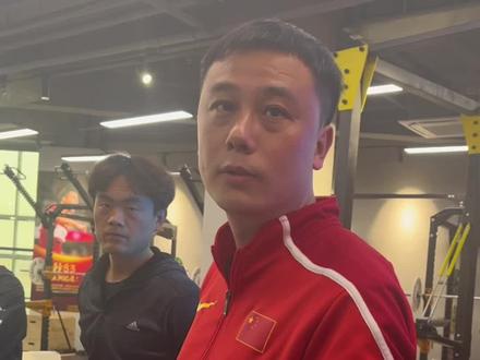 叶森指导谈论跨步跳与后蹬跑的区别,受益匪浅!#田径 #训练日常