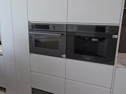 家电安装啦。美的王炸新品。一款能出热水、冰块、纯净水的制冰机。#家电 #美的r6s #美的微蒸烤一体机 #美的冰魔方 #家居