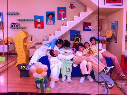那我的娃娃啥时候变成真人呢?#时代少年团广州演唱会 #时代少年团#宋亚轩#时代少年团棉花娃娃#时代少年团VCR