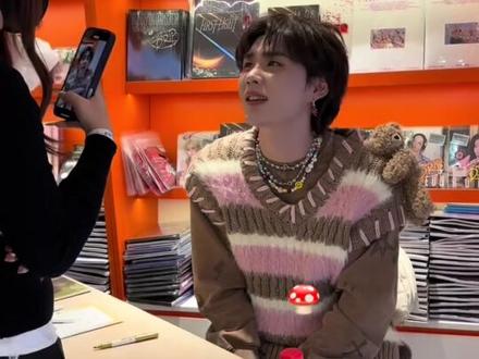 #李权哲 我们没有以后了 没关系 我们还有以前