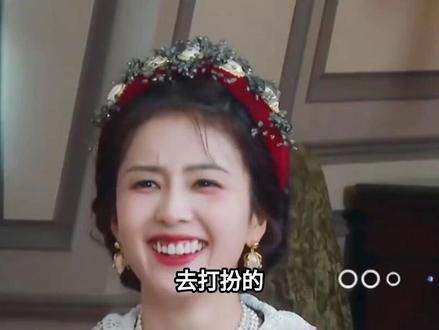 白鹿,跑男风波后首现身,身穿一身黑,情绪低落毫无打扮#娱乐圈#明星#白鹿