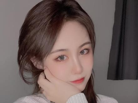 #马来西亚 快快,在线征集口头禅,评论点赞最多的,赐本人素颜照一张,哈哈哈哈@抖音小助手