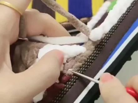 毛线拖鞋教程之如何补边上的空洞#冰条线 #纯手工编织拖鞋 #毛线拖鞋新手教程