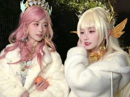 俩小孩被冻没电了 #花碎花 #张雅倩 #我的新年游戏本命穿搭 #整个上海怎么喵里喵气的 #和平精英海岛联欢会开幕