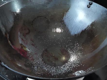 厨师长教你酱油荷包蛋的正确做法,步骤详细,软嫩多汁下酒又下饭