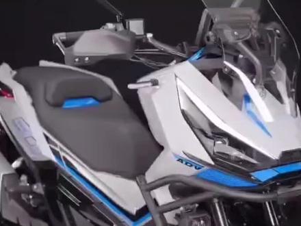 升仕跨界踏板368G要来了——超高颜值,非常奈丝!#升仕 #368g #跨界踏板车