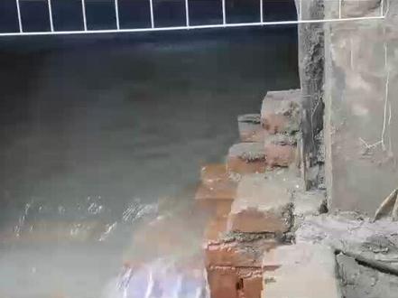 郑州贾鲁河源头泉水又喷出来了,干涸30年,泉水水势越来越大,水温将近30℃#郑州贾鲁河 #热搜 #贾鲁河网红打卡地 #原创视频 #热门