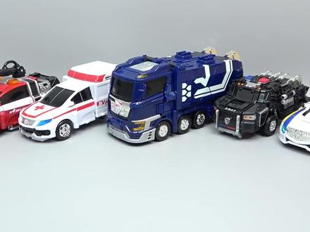 咖宝车神 暴风中装巨人 变形合体展示