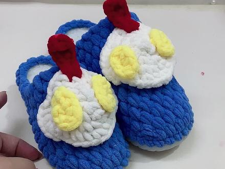 奥特曼拖鞋 可以做成亲子拖鞋#冰条线拖鞋 #手工diy #一学就会系列 #零基础学钩针 #钩鞋子