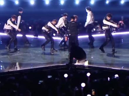 时代少年团《楼外楼》双十一晚会直拍#时代少年团#双十一#舞台 #神级现场 #爆裂舞台