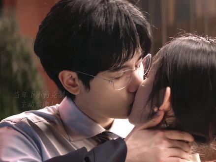 江晨你消息终于亲上了!!全程姨妈笑!没人说#即刻上场 这么好嗑啊