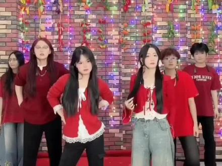 #团播跳舞 #zyw轩姐专属话题 #请官方大大给予流量 @轩姐🐟 ᶻʸʷ