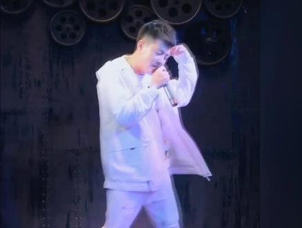 管他怎么 你不说 我不说 谁也不知道 哈哈😄