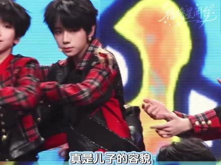 清醒、坚韧、不卖惨的特质让他具备成为优秀偶像的素养。#王橹杰天生star#养成系#舞台#爱豆#王橹杰