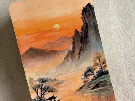 落日归山海,轻舟向晚行
第一本翻翻乐的最后一个视频教程啦~
花一分钟和我一起画一幅山水吧。
#丙烯马克笔 #绘画教程 #山水画 #治愈系风景 #翻翻乐