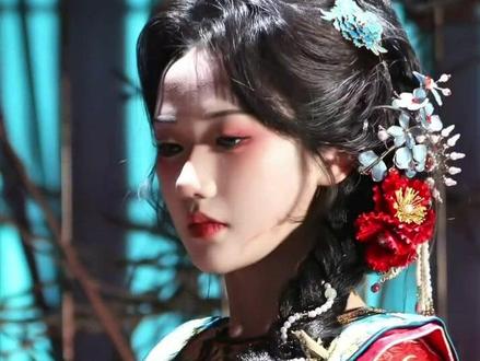 短剧妆造已经卷的不知天地为何物了 #张洪鸣 #张晋宜 #短剧 #妆造 #黑暗系