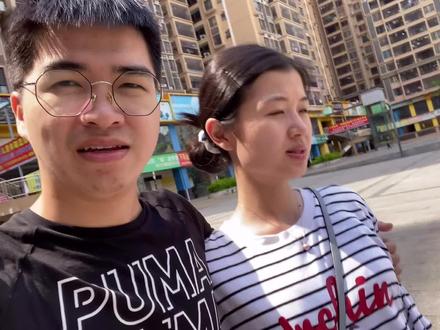 深圳小杰哥 公公用铁锅做十菜一汤,刚开饭,堂哥就要回城里,看着真让