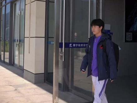 欢迎回家!全运会举重冠军魏婷娜载誉归乡#全运会#举重#冠军#魏婷娜#载誉归乡 (来源:周宁县融媒体中心)