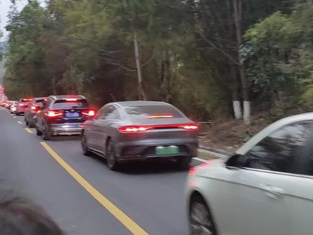 还好回去换了摩托车,不然都回不去娘家😂😂😂😇#堵车堵车堵得不得了了