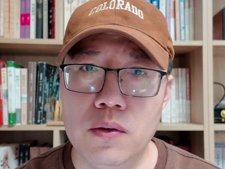 梁小龙临终揭秘:原来我们所有人都低估了他对生命的诠释! #梁小龙 #梁小龙去世