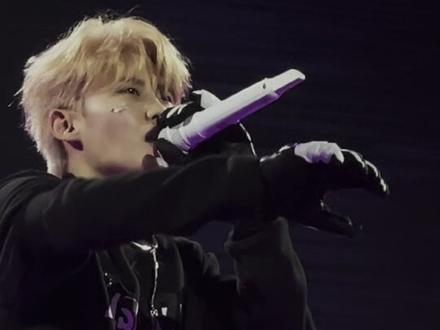 和梅奔同一件衣服捏!
#沙一汀el #风华合伙人 #路透 #帅炸了