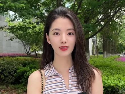 来自北影的美女给我们揭秘校园生活,居然还有明星同学!!!#街头采访 #美女