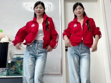 我得意的笑~人生得意须尽欢,快乐一天是一天😁 #一学就会系列 #得意的笑舞蹈教学 #抖音潮流舞蹈地图 #抖音二创激励计划 #浅跳一下