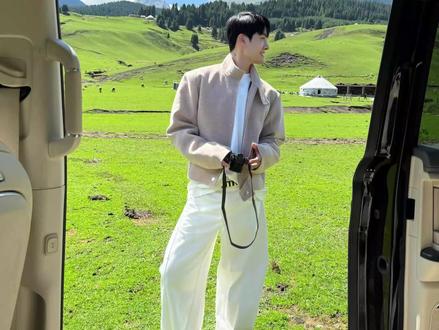 欢迎收看00后大西北领队小陈带玩南方小公主的旅行vlog 来看我们是怎么玩的吧!!!#大西北 #青甘大环线 #西北大环线 #西北旅游 #去一次大西北才没有遗憾