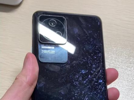 红米k50pro半年不到就烧屏
#小米 #手机 #数码科技 #MIUI #红米