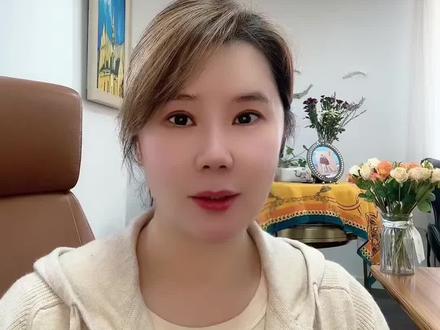 最近很多朋友发现,银行积存金买不了了,要么限额要么没额度,这到底是为啥?对咱们手里的实物黄金又有啥影响?今天用大白话给大家讲透,不搞虚的。#黄金 #黄金典当