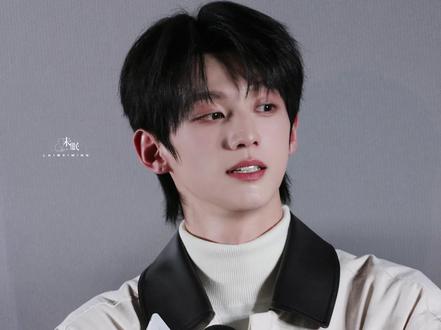 抖舞男神我笑纳了。赖伟明骄阳似我追剧团
@赖伟明 #赖伟明 #骄阳似我 #最帅的人 #186