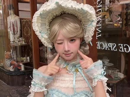 是你定制的手势舞 大家的评论和艾特我都有看!工作太忙了都回不过来哈哈哈哈,抽空录了一下
#手势舞 #可爱颂 #lo娘日常