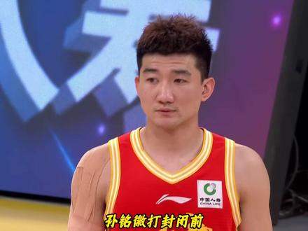 英雄不好当,孙铭徽适得其反! #CBA上海胜广厦夺冠军点 #孙铭徽 #cba联赛 #dou来cba #cba季后赛