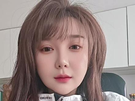 Rokid Ar智能眼镜太不好用了了,用了一段时间真的使用感不好!没有会员就是个垃圾#rokid #智能眼镜#ar眼镜 #踩雷