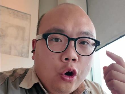 华为眼镜➕华为手机真的太顶了。听歌、接电话、拍照录像、语音操控,日常用着方便又省心,整体就是实用又舒服。#华为AI眼镜