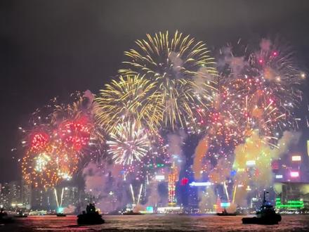 #香港烟花汇演 #香港维多利亚港夜景 2026新年快乐,马年大吉!