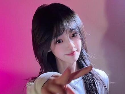 把你会跳舞的闺闺找出来给你拍手势舞#刘格格 #小半变装挑战