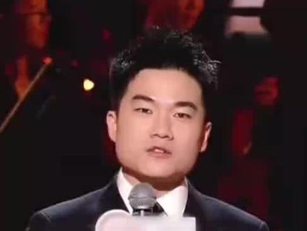 董宇辉跨年音乐会发言 用词既精准又生动。